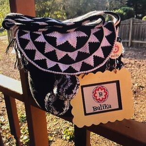 Wayuu Black and White Women's Bag